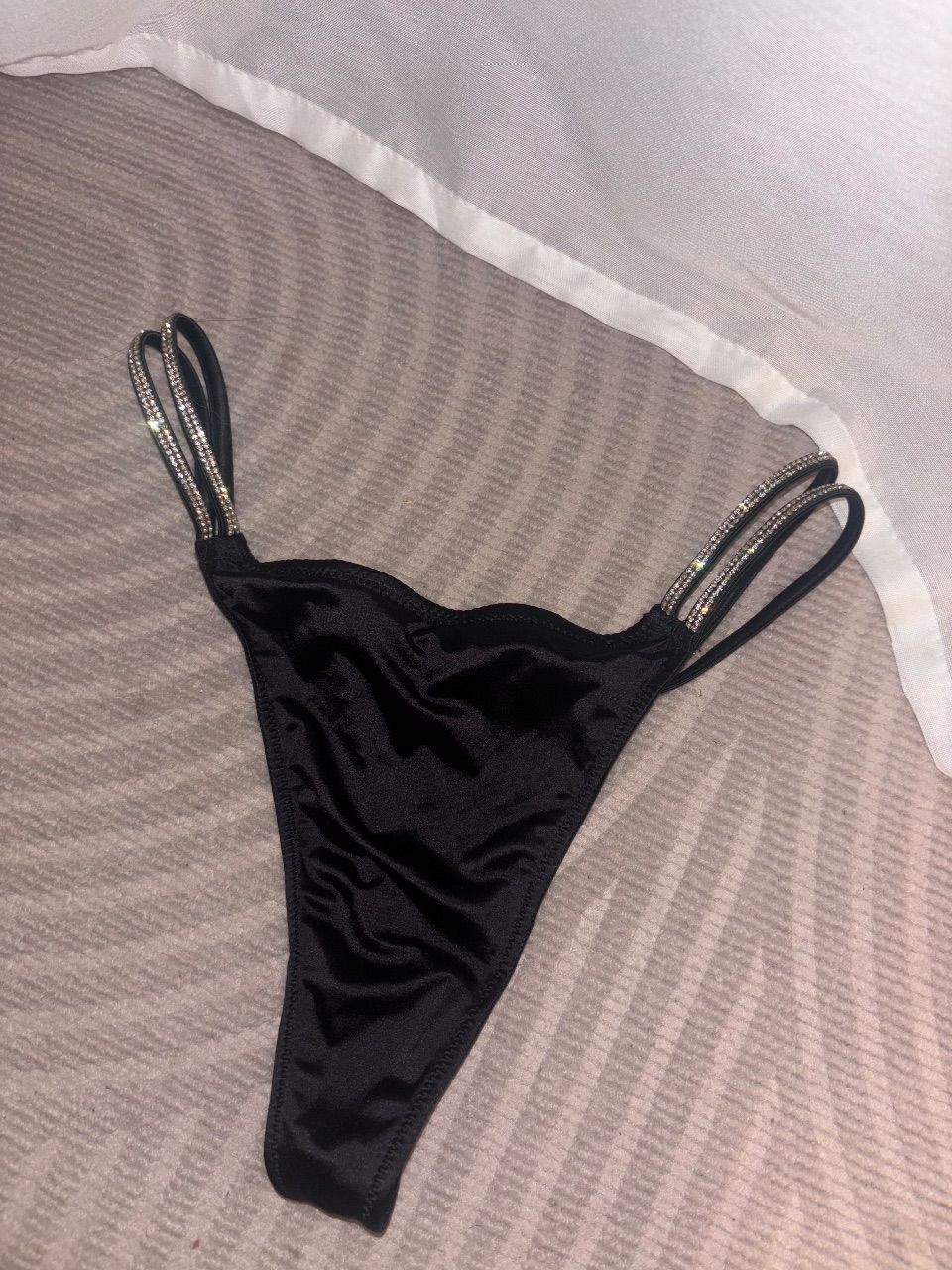 Ohne Marke Schwarzer Tanga getr… Size S