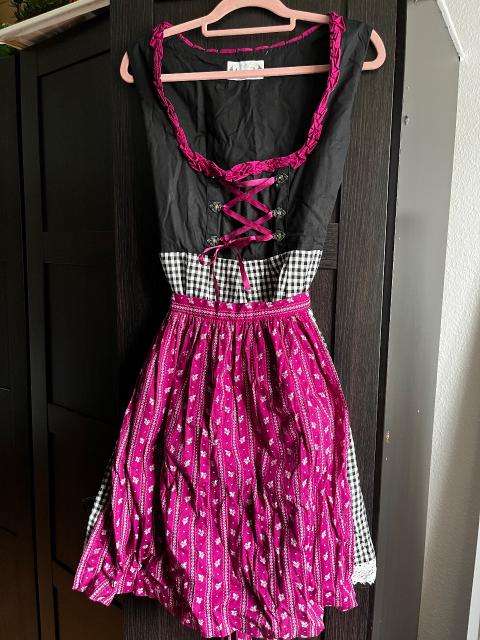 Almhäusl Dirndl Size L