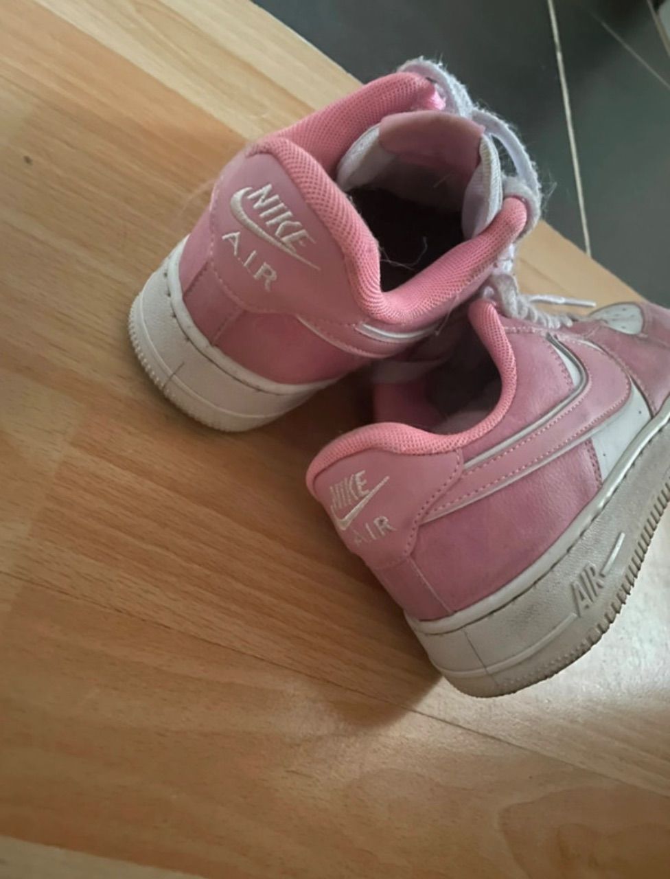 Rosa weißer Sneaker Size 37