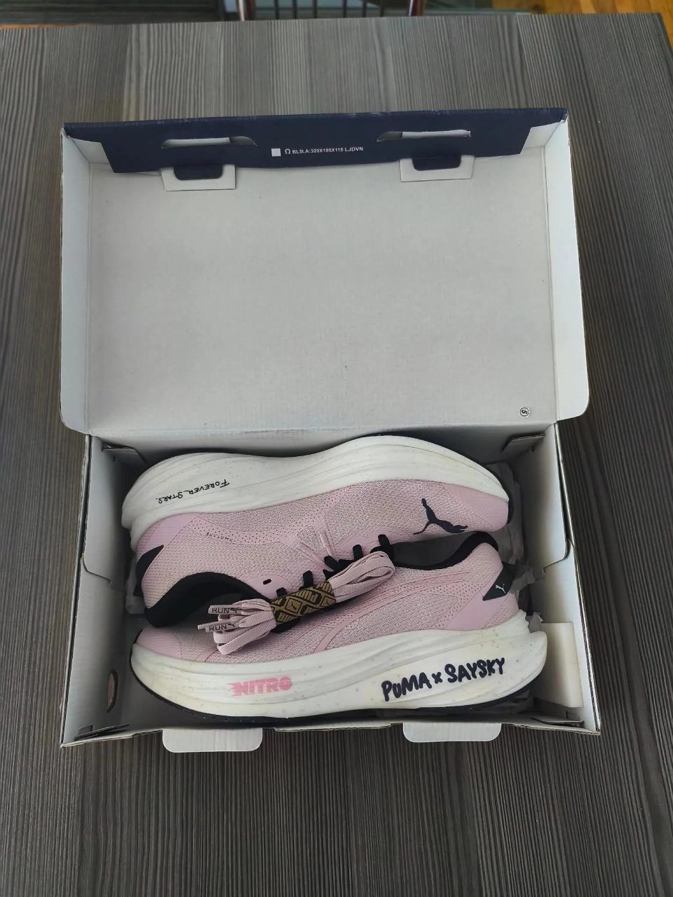 Other Puma Deviate NITRO 3 SAYSKY Damen Laufschuhe EU 40 Rose Mauve Sneaker Neu Size 40