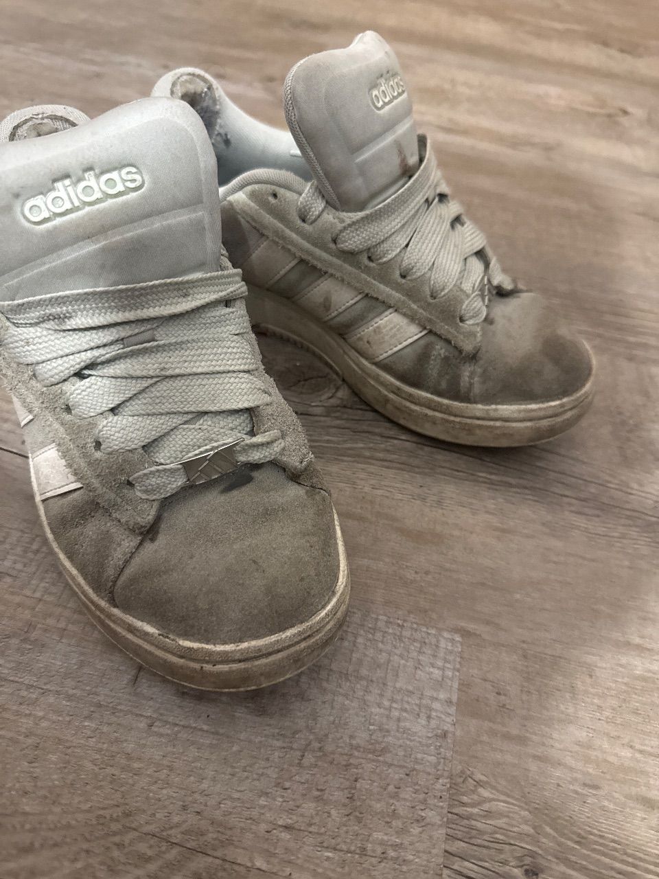 Adidas  Adidas sneaker  Size 37
