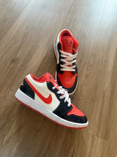 Nike Nike Air Jordans Size 36