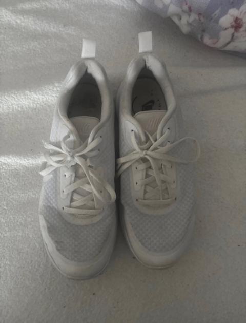 Nike Nike Schuhe Size 38
