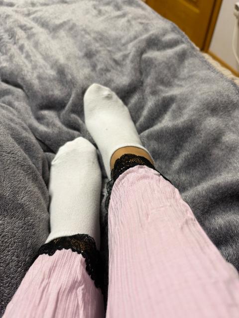 Weiße getragene Socken zu verkaufen 🧦