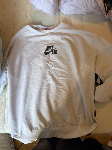 Nike Nike Size M