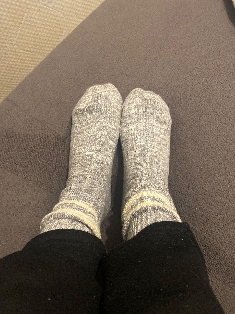 Ohne Marke getragene socken 