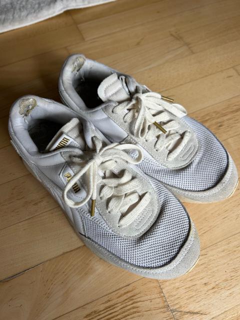 PUMA Future Rider Luxe Sneaker – Weiß / Gold (Gr. 38,5) – Getragen