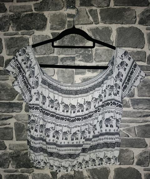H&M H&M x Coachella Crop Top – Ethno / Elefanten-Print Size M