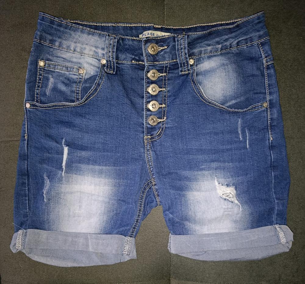 Stylische Damen Jeans-Shorts mit Knopfleiste
