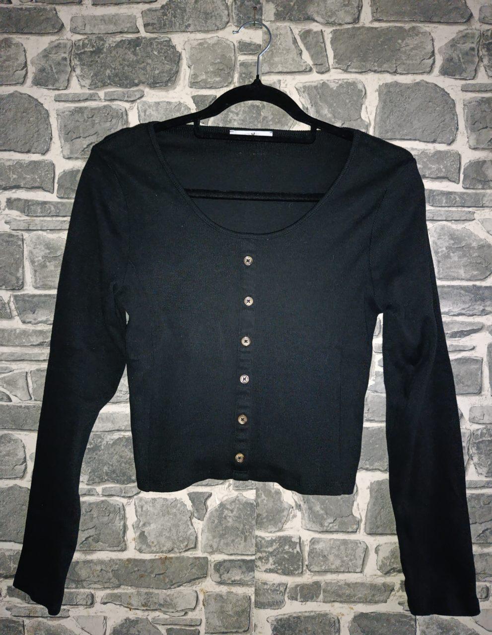 Verkaufe schwarzes Hailys Langarmshirt