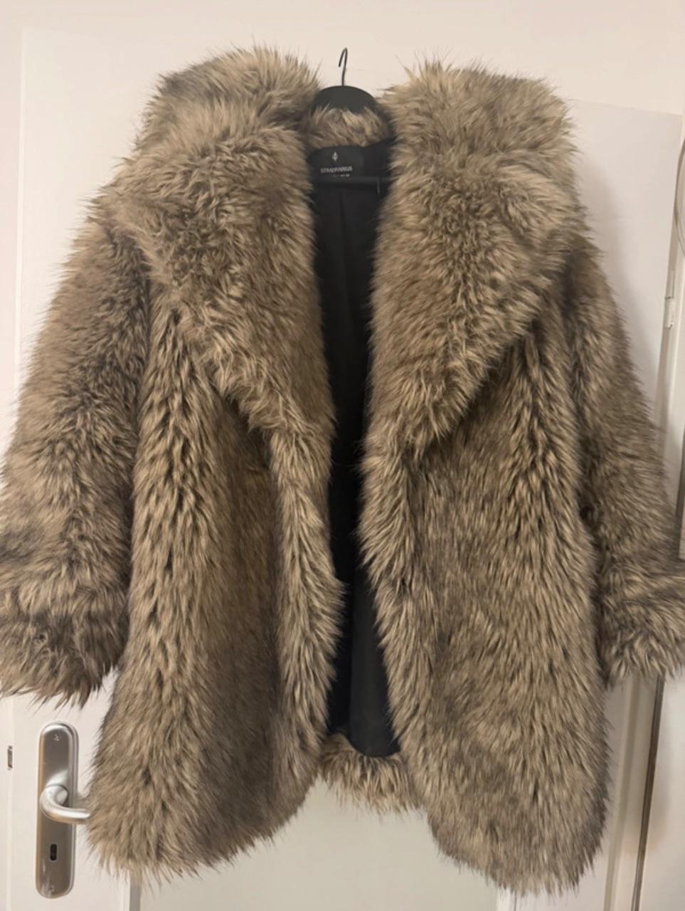 Stradivarius Felljacke