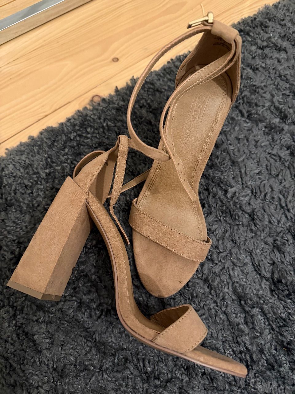 Assos  Absatz Schuhe  Size 37