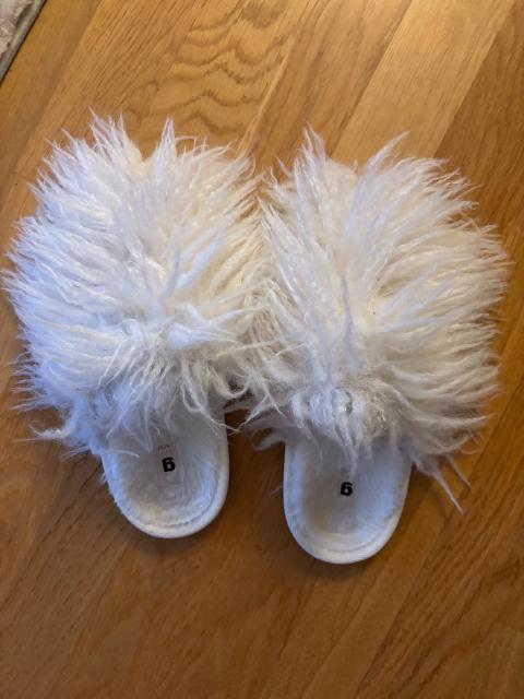 Gina Trikot Flauschige Hausschuhe in 36/37 Size 36