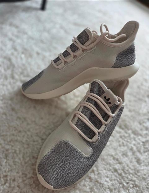 Adidas Adidas Tubular Shadow Sneaker in Beige und Grau – Größe 38 Size 38