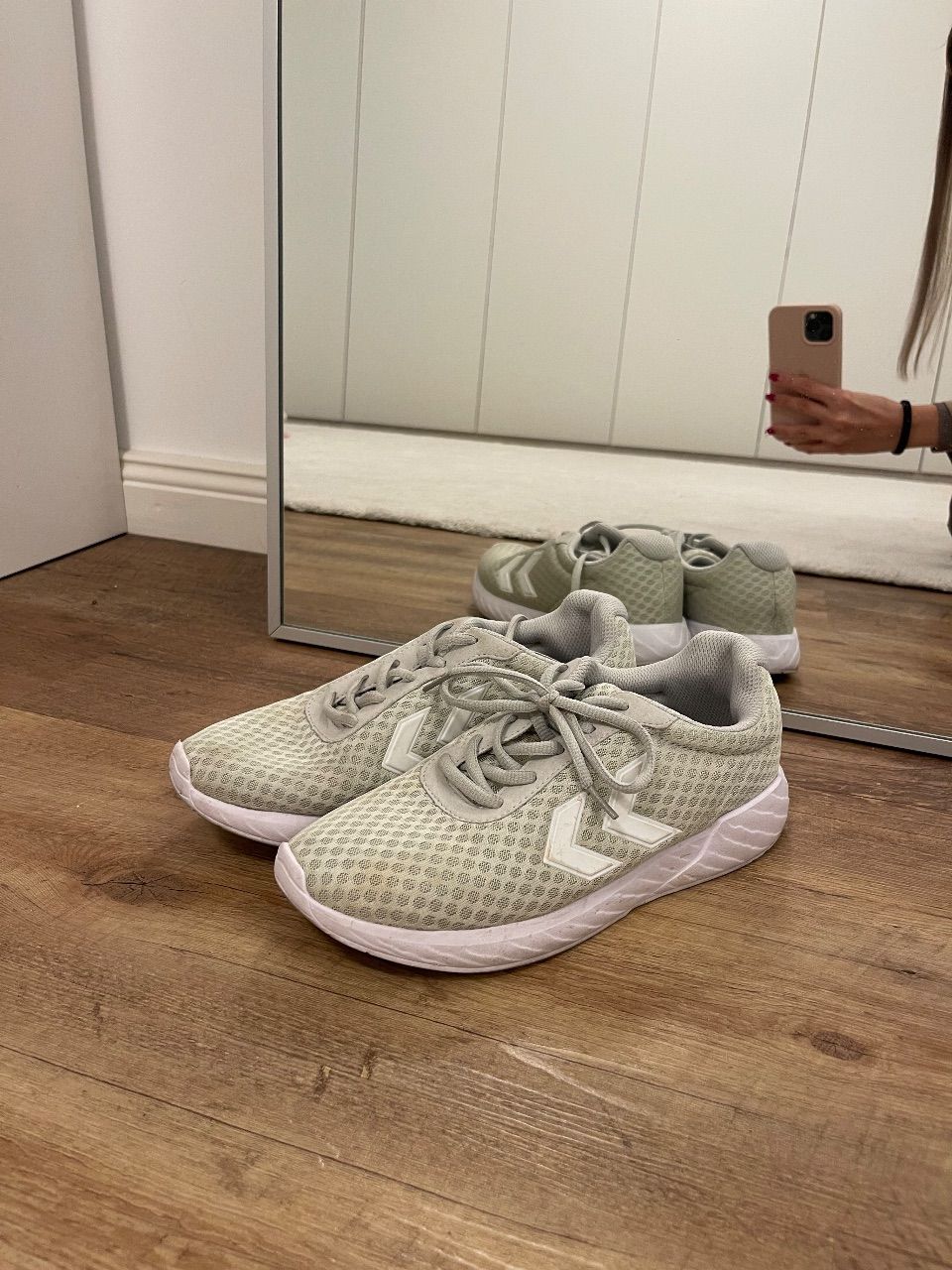 Hummel Sneaker Size 39