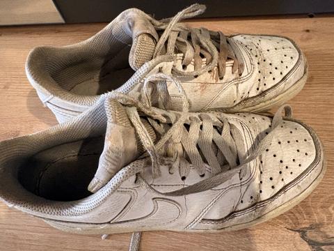 Nike Weiße Nike Schuhe Size 38