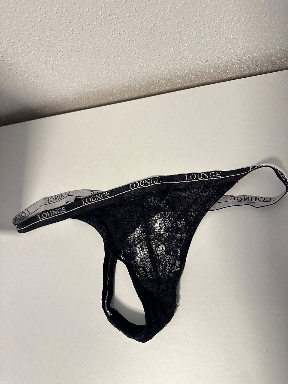 Lounge Getragener Lounge Tanga Size M