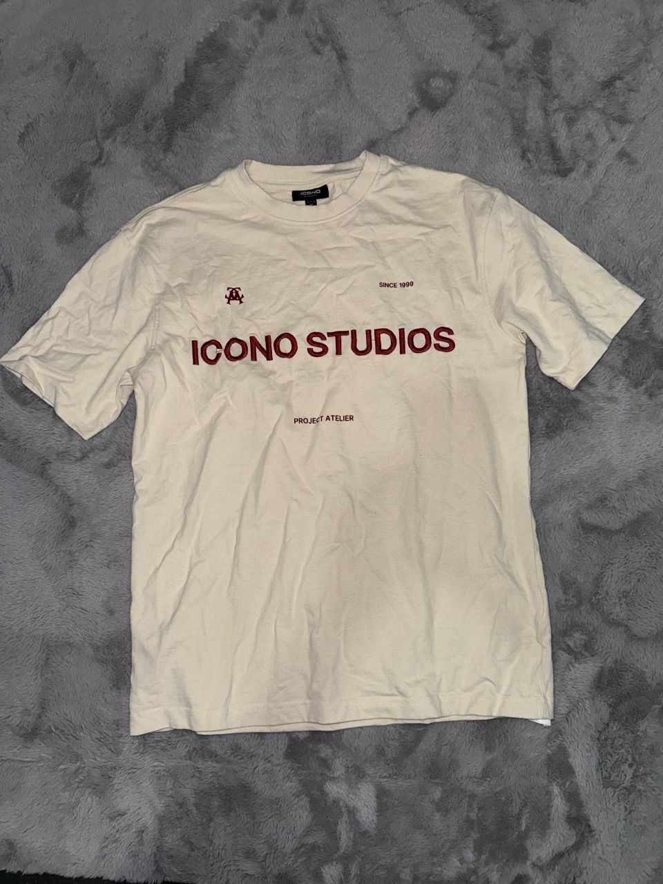 New Yorker  T-Shirt  Size M
