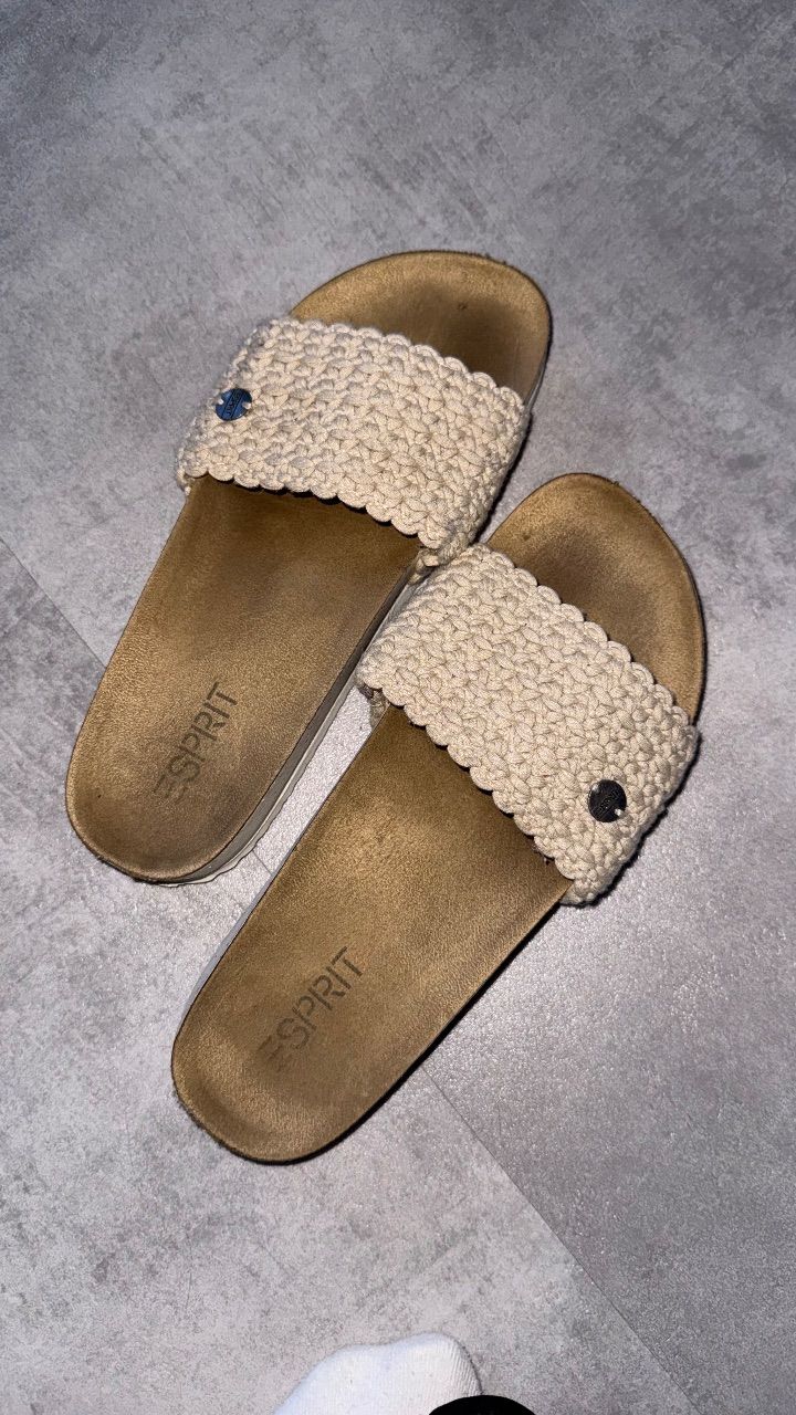 Esprit  Getragene Sandalen Esprit Size 38