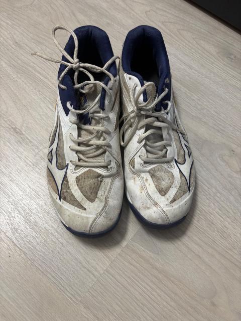 Dreckige Schuhe benutzt