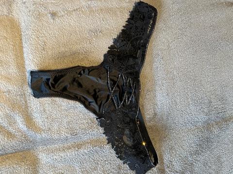 benutzter/getragener Tanga Size S