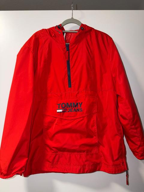 Tommy Jeans Tommy Jeans Windbreaker in rot Size M