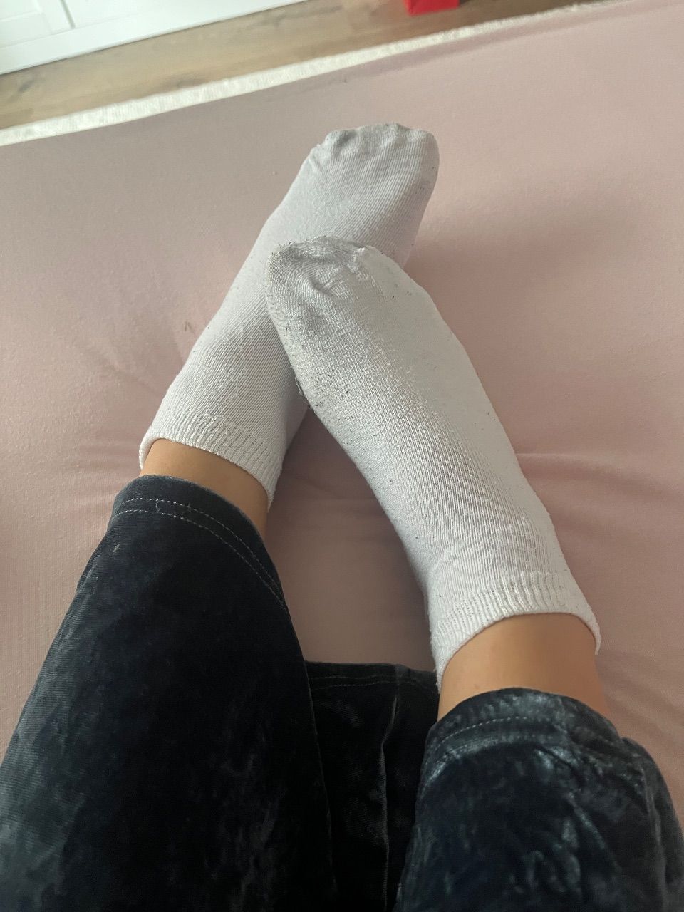Ohne Marke Getragene weiße Söckchen  Size 37