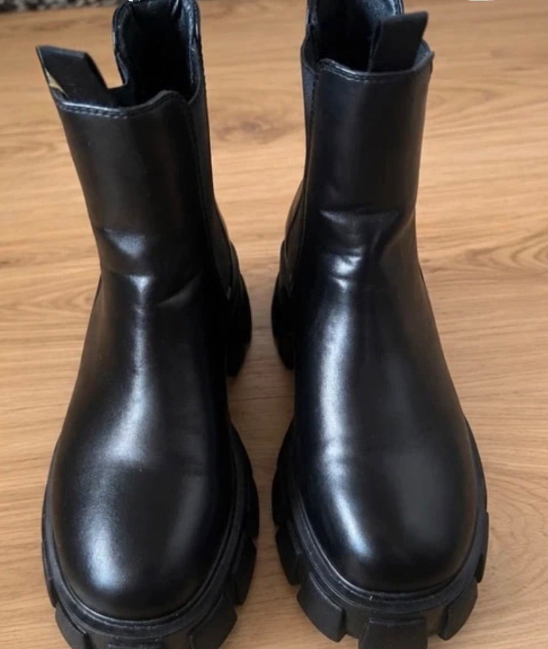 Prettylittlething Getragene Stiefel Size 39