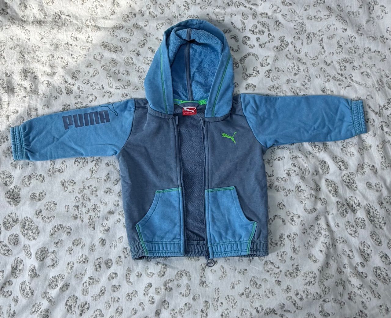 Puma  Hoodiejacke  Size 68