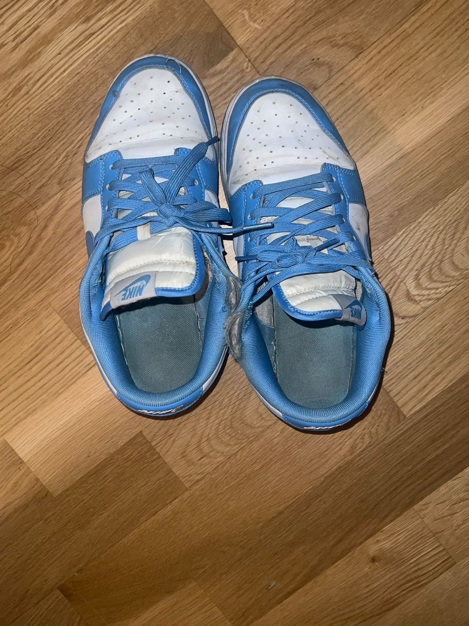 Nike Schmutzige Schuhe  Size 41