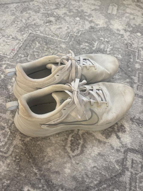 Nike Getragene Nike Sportschuhe Size 41
