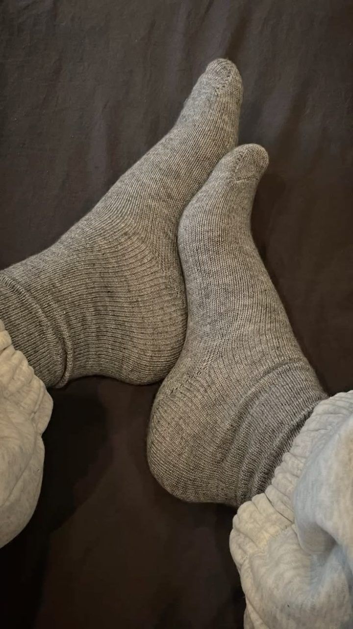 Grey soft vanilla scented socks Size S