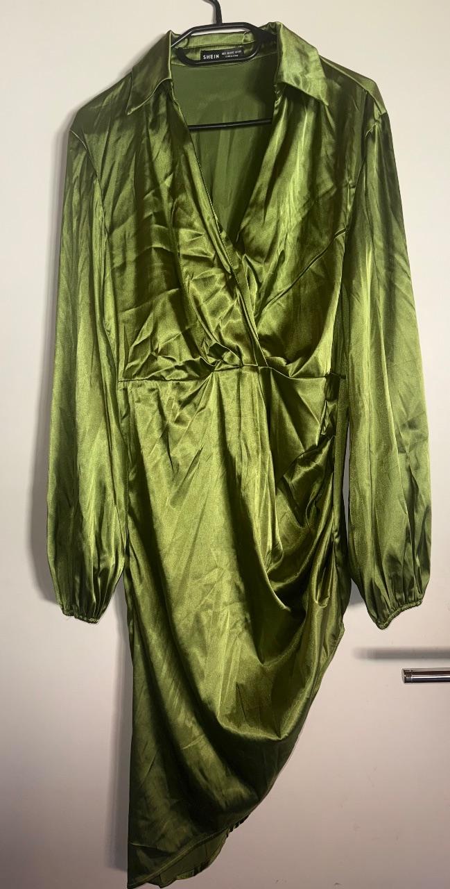 Grünes Sommerkleid