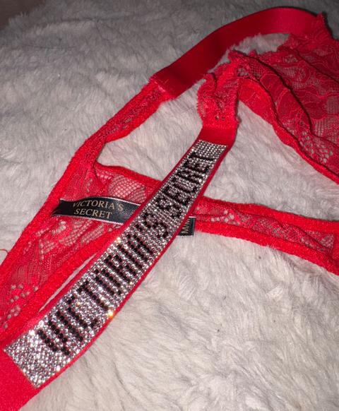 VS Roter Tanga getragen Size M