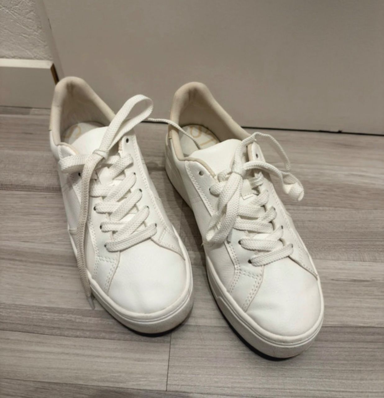 stradivarius  Getragene Sneaker Size 38