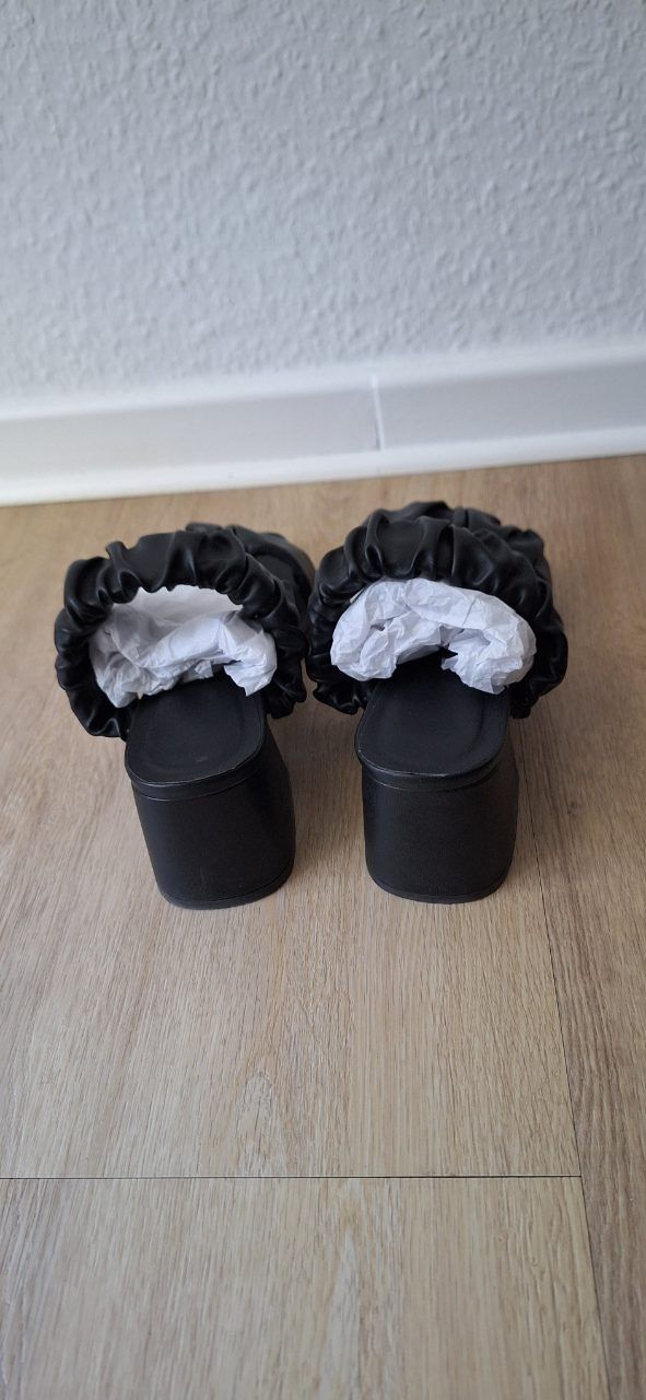 Ohne Marke Sandalen mit Blockabsatz  Size 39