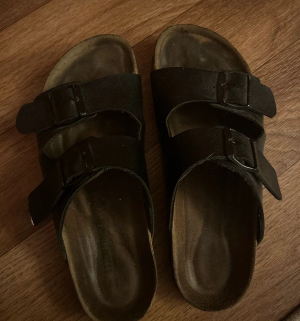 Getragene Barfuß Sandalen Size 39