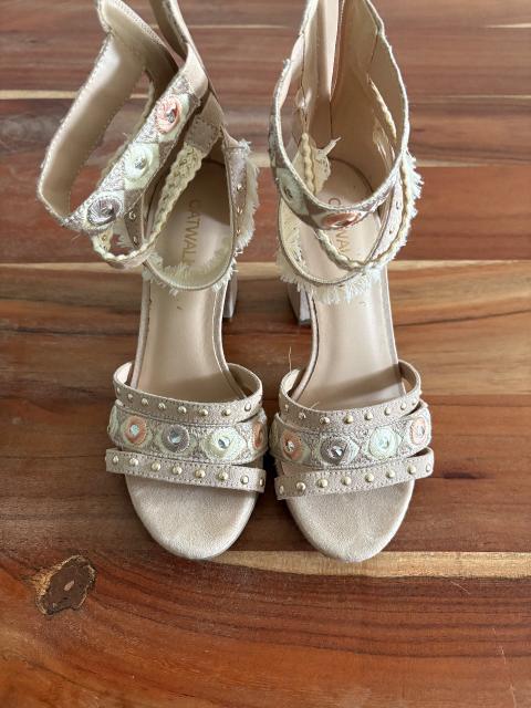 Getragene Sommer heels Größe 36 Size 36