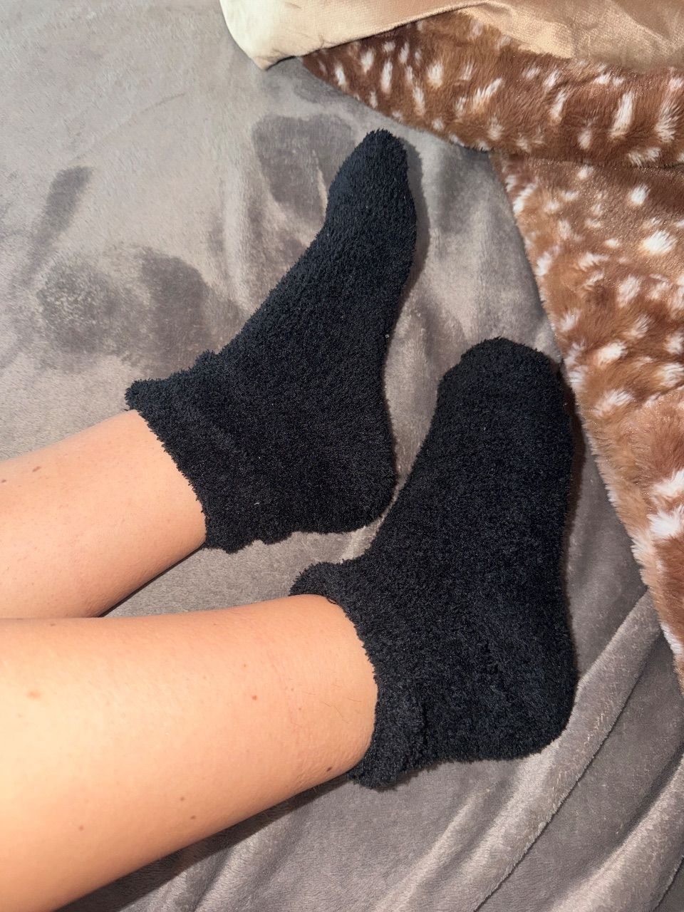 Schwarze Kuschelsocken