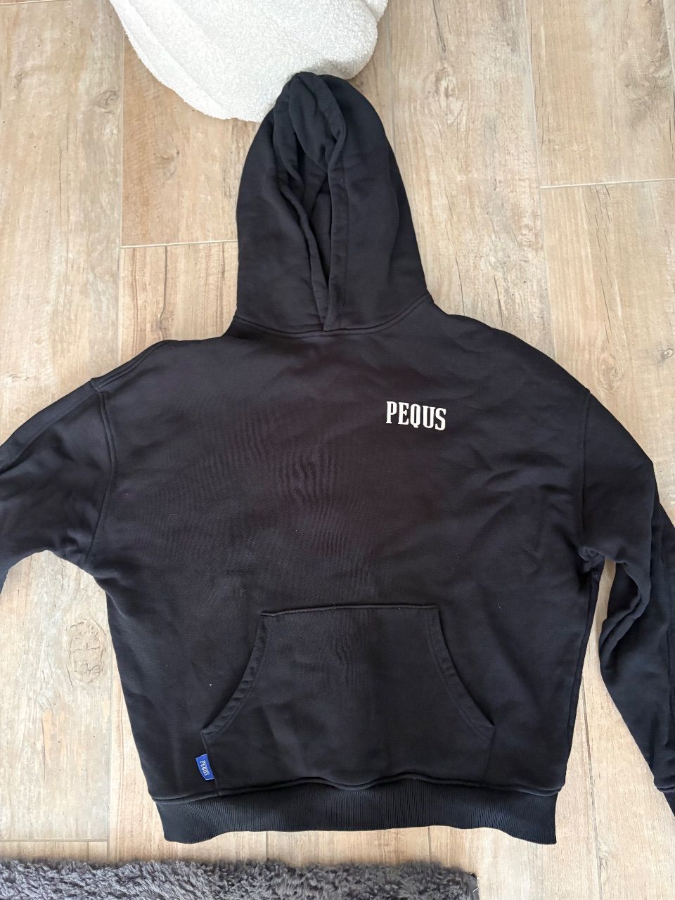 Pequs Pullover
