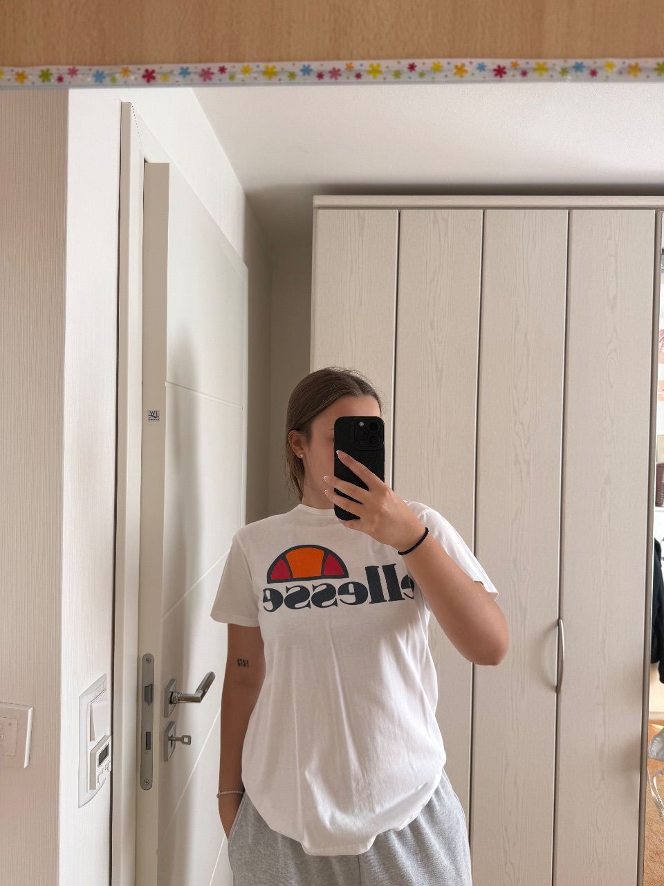 ellesse ellese T-shirt  Size S