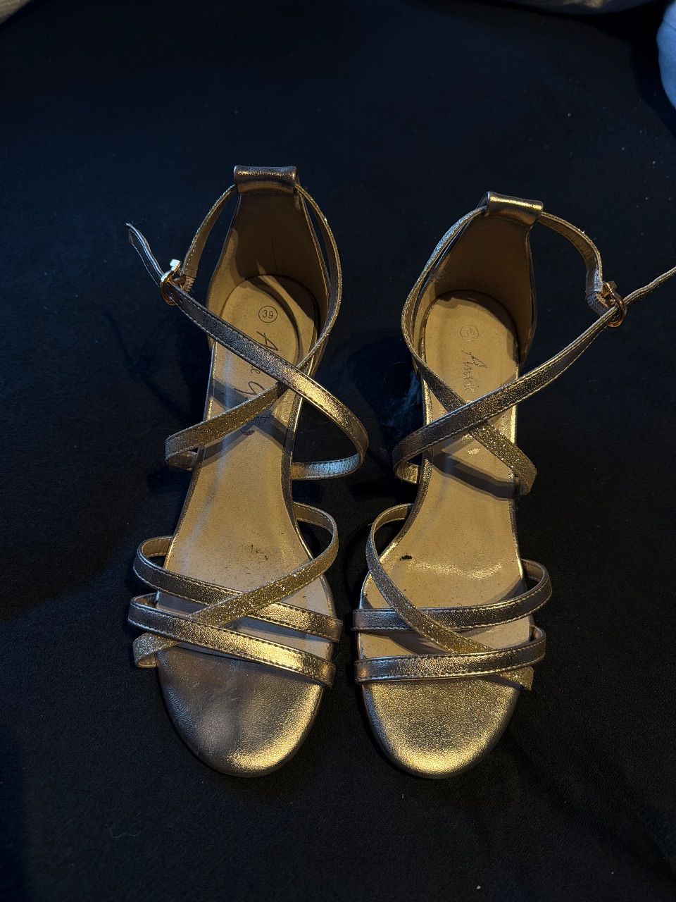 Getragene Schuhe  Size 39