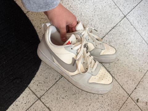 Nike Nike sneaker Size 38