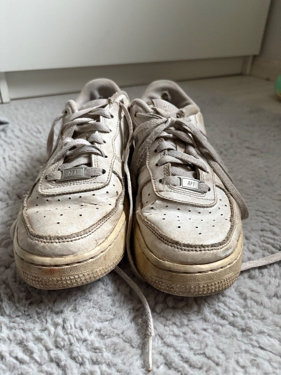 Nike Getragene AirForce in Weis Size 39