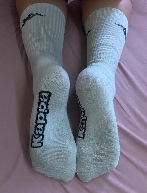 Getragene Socken/Unterwäsche zum Verkauf