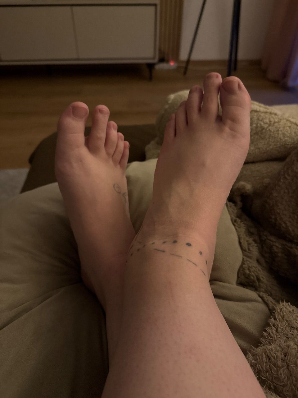KEINE MARKE  Size 41