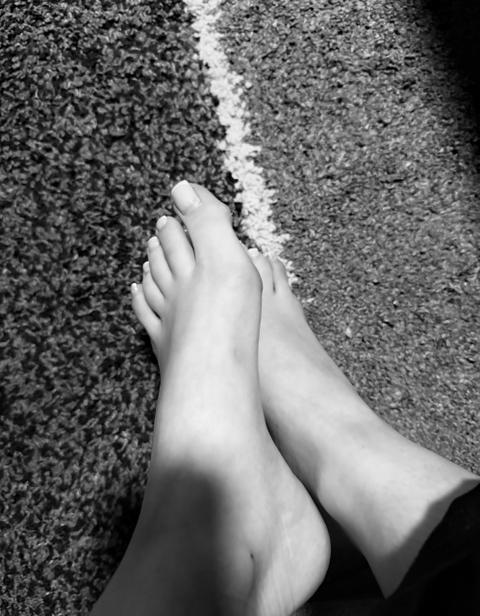 Getragene socken und Fußbilder