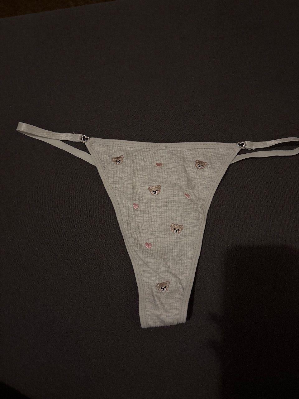 Getragener Bärchen Tanga Size M