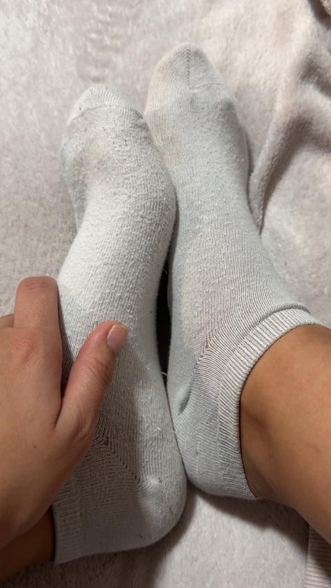 Weiße getragene Socken Size XS