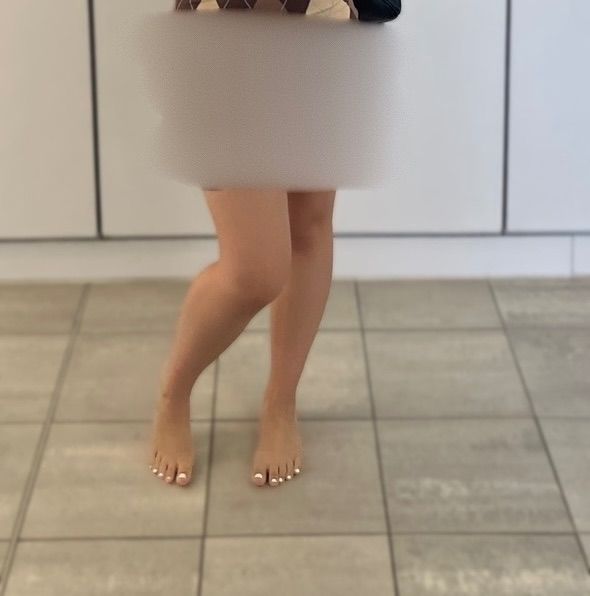 Fußbilder, weiß lackiert Size 37